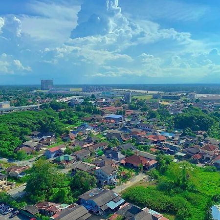 Netflix 2 Bedroom Troika Kota Bharu Homestay 1812 외부 사진