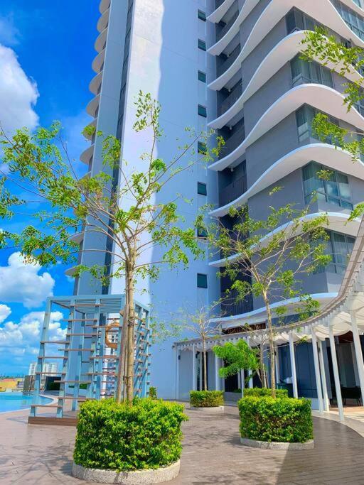 Netflix 2 Bedroom Troika Kota Bharu Homestay 1812 외부 사진
